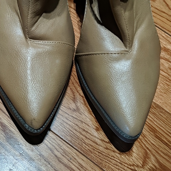 Booties - Picture 3 of 4